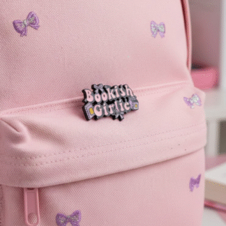 "Bookish Girlie" Pin