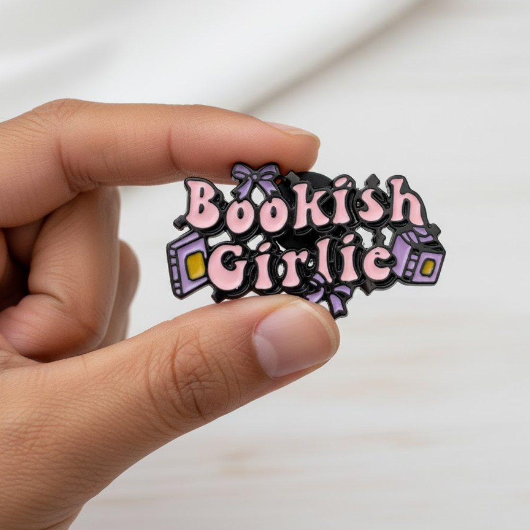 "Bookish Girlie" Pin